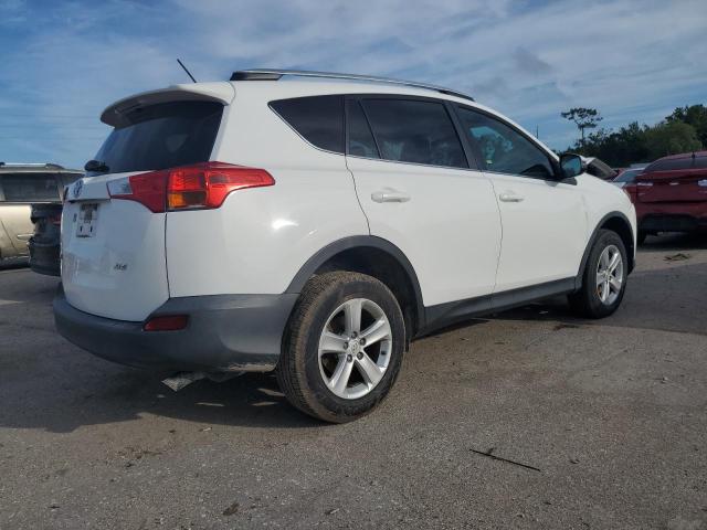Photo 3 from auction – 2014 TOYOTA RAV4 XLE with VIN 2T3WFREV5EW098902