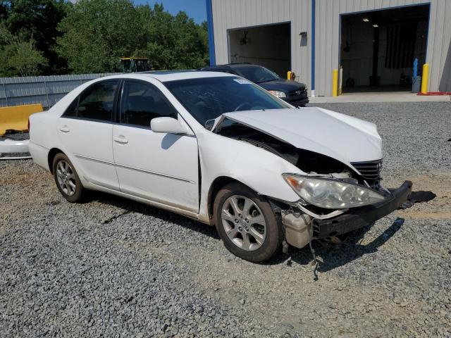 Photo 4 from auction – 2005 TOYOTA CAMRY LE with VIN 4T1BF30K95U086012