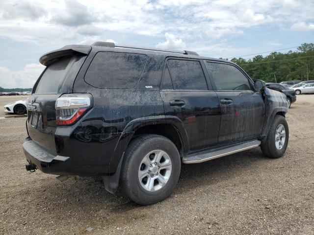 Photo 3 from auction – 2020 TOYOTA 4RUNNER SR with VIN JTEZU5JR7L5219157