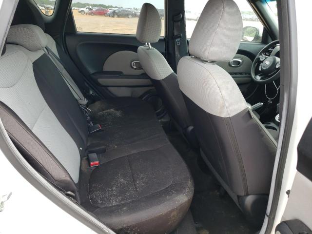 Photo 10 from auction – 2015 KIA SOUL with VIN KNDJN2A23F7779282