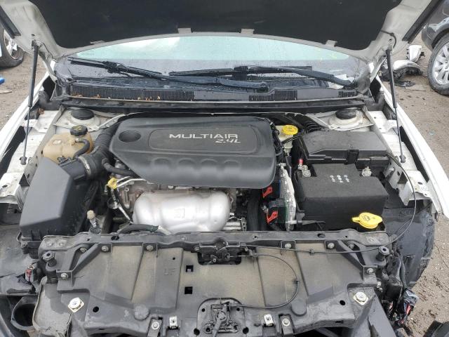 Photo 11 from auction – 2015 CHRYSLER 200 LIMITE with VIN 1C3CCCAB7FN680680