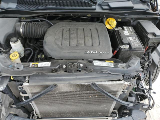 Photo 12 from auction – 2016 CHRYSLER TOWN & COU with VIN 2C4RC1BG1GR128309