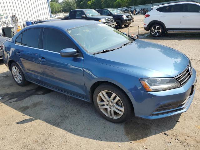 Photo 4 from auction – 2017 VOLKSWAGEN JETTA S with VIN 3VW2B7AJ6HM378445
