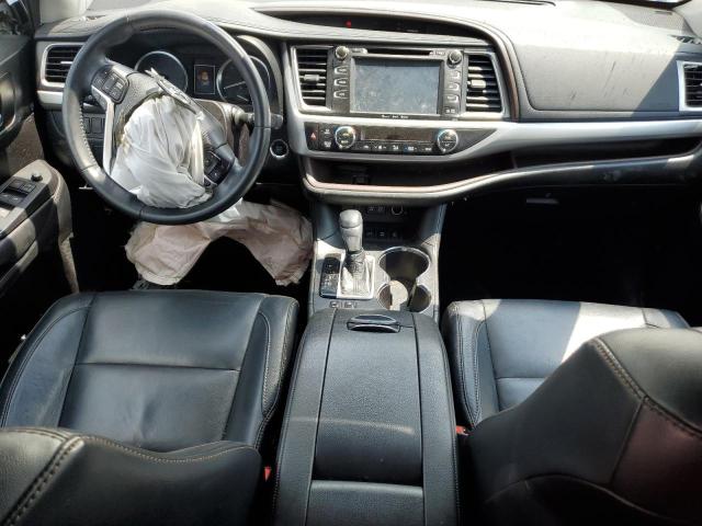 Photo 8 from auction – 2018 TOYOTA HIGHLANDER with VIN 5TDJZRFHXJS558805