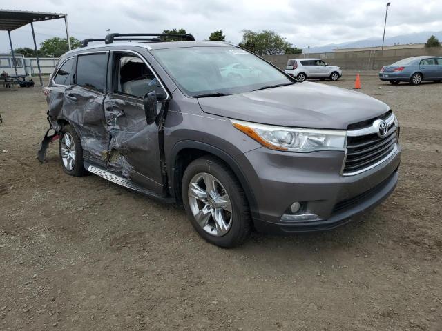 Photo 4 from auction – 2014 TOYOTA HIGHLANDER with VIN 5TDYKRFH0ES037875