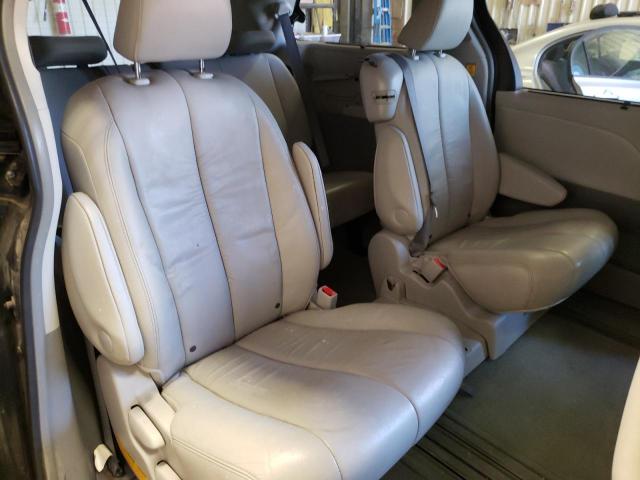 Photo 11 from auction – 2012 TOYOTA SIENNA XLE with VIN 5TDYK3DC5CS216169