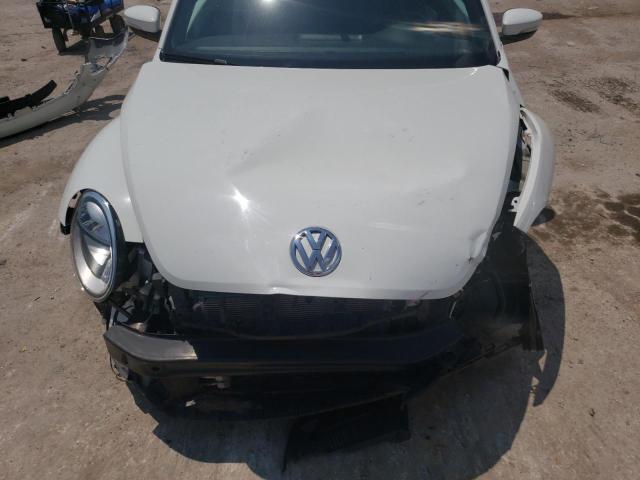 Photo 11 from auction – 2018 VOLKSWAGEN BEETLE S with VIN 3VW5DAAT9JM514692