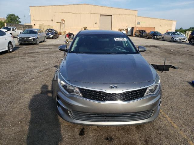 Photo 5 from auction – 2017 KIA OPTIMA LX with VIN 5XXGT4L31HG125375