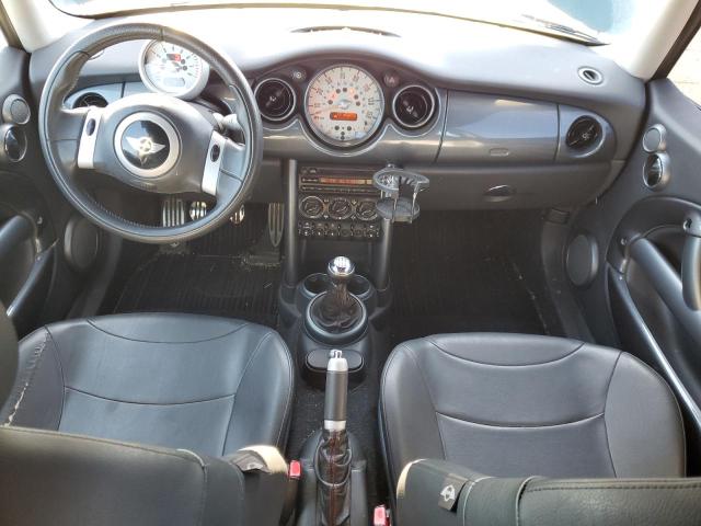 Photo 8 from auction – 2004 MINI COOPER S with VIN WMWRE33474TD85652