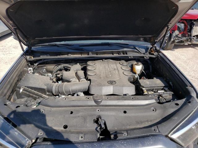 Photo 12 from auction – 2018 TOYOTA 4RUNNER SR with VIN JTEZU5JR3J5171816