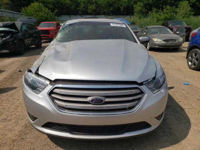 Photo 5 from auction – 2017 FORD TAURUS SEL with VIN 1FAHP2E80HG118499
