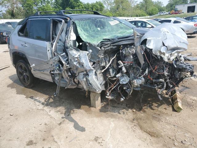 Photo 4 from auction – 2020 TOYOTA RAV4 XSE with VIN JTMEWRFV1LJ034684