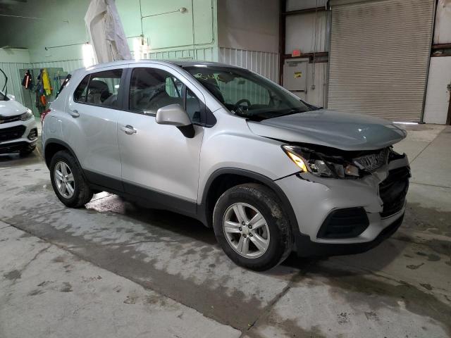 Photo 4 from auction – 2019 CHEVROLET TRAX LS with VIN 3GNCJNSBXKL210950