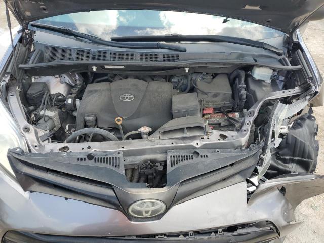 Photo 12 from auction – 2019 TOYOTA SIENNA with VIN 5TDZZ3DC1KS992278