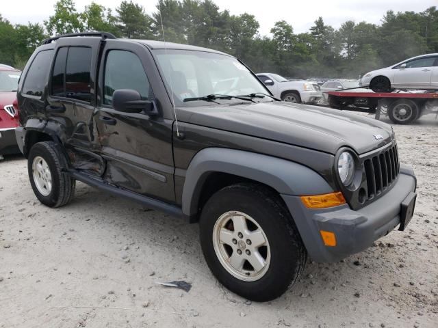Photo 4 from auction – 2005 JEEP LIBERTY SP with VIN 1J4GL48K55W716149