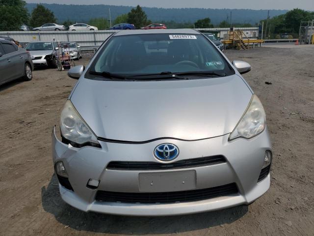 Photo 5 from auction – 2014 TOYOTA PRIUS C with VIN JTDKDTB3XE1058978