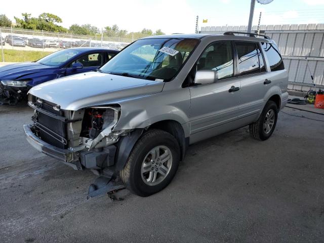 HONDA PILOT EX 2005 with VIN 5FNYF18475B002318 - Photo from auction