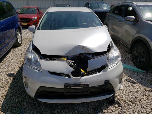 Photo 5 from auction – 2014 TOYOTA PRIUS with VIN JTDKN3DU2E1749022