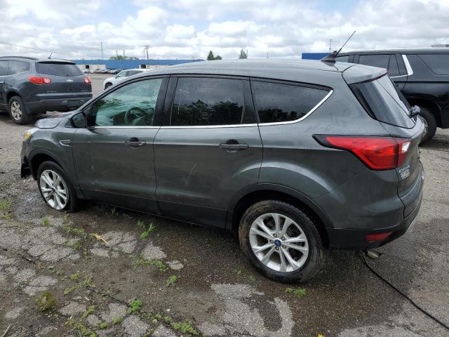 Photo 2 from auction – 2019 FORD ESCAPE SE with VIN 1FMCU9GD7KUA70259