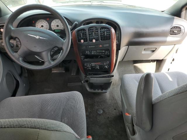 Photo 8 from auction – 2005 CHRYSLER TOWN & COU with VIN 2C4GP44RX5R178392