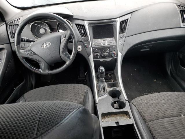 Photo 8 from auction – 2012 HYUNDAI SONATA with VIN 5NPEC4AC9CH367631