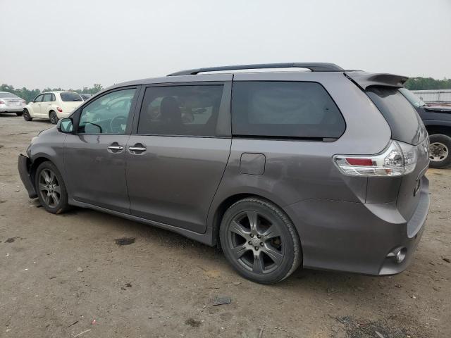 Photo 2 from auction – 2017 TOYOTA SIENNA SE with VIN 5TDXZ3DC2HS842017