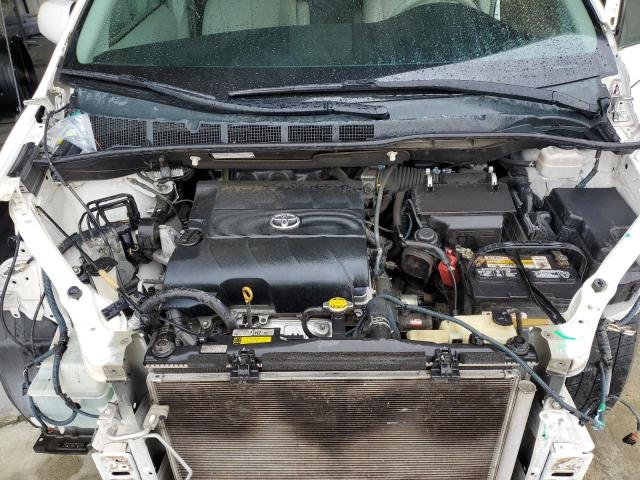 Photo 12 from auction – 2011 TOYOTA SIENNA LE with VIN 5TDKK3DC8BS127572