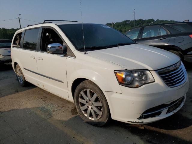 Photo 4 from auction – 2011 CHRYSLER TOWN & COU with VIN 2A4RR8DG8BR704825