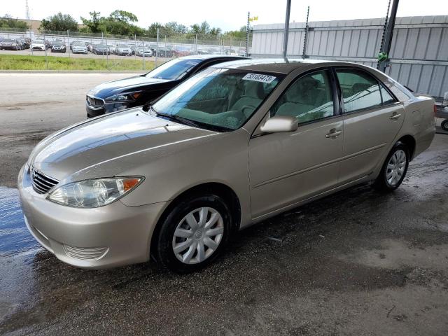 TOYOTA CAMRY LE 2005 with VIN 4T1BE32KX5U089985 - Photo from auction