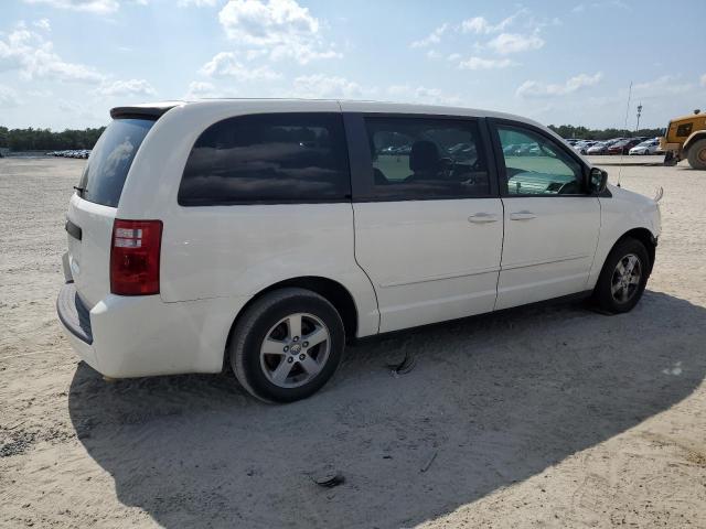 Photo 3 from auction – 2010 DODGE GRAND CARA with VIN 2D4RN4DE3AR101808