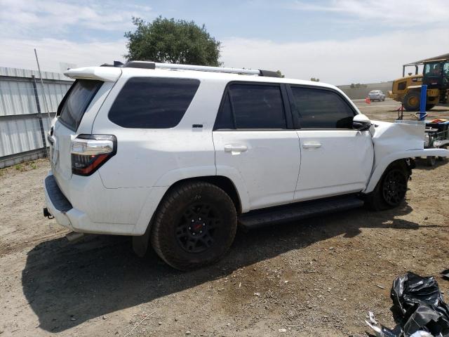Photo 3 from auction – 2019 TOYOTA 4RUNNER SR with VIN JTEZU5JR2K5204628