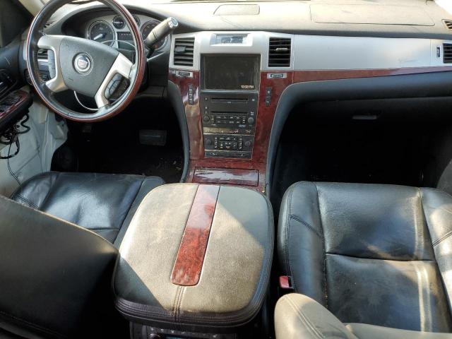 Photo 8 from auction – 2010 CADILLAC ESCALADE E with VIN 1GYUKJEF6AR255810