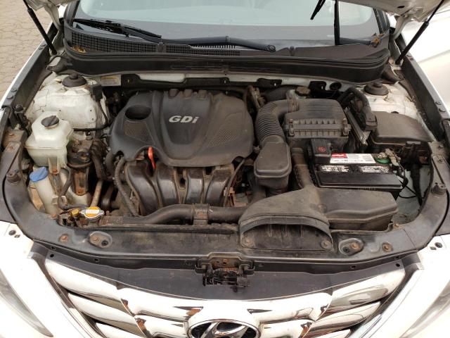 Photo 11 from auction – 2011 HYUNDAI SONATA SE with VIN 5NPEC4AC3BH272464