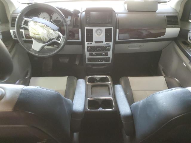 Photo 8 from auction – 2010 CHRYSLER TOWN & COU with VIN 2A4RR8DX3AR375076