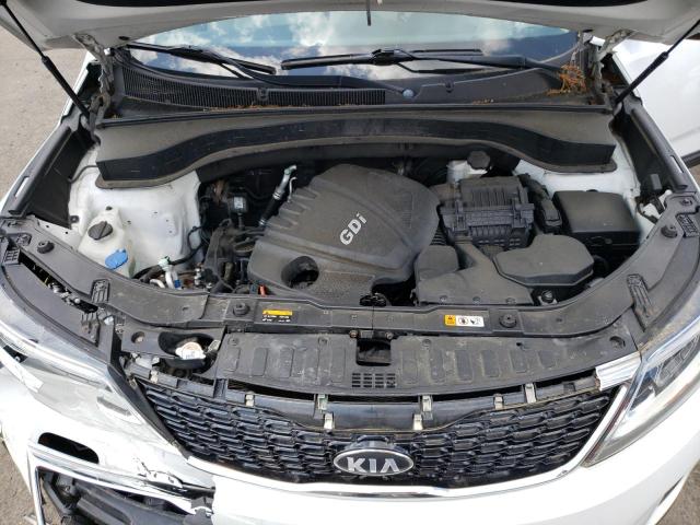 Photo 11 from auction – 2014 KIA SORENTO LX with VIN 5XYKTCA69EG454625