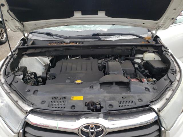 Photo 11 from auction – 2015 TOYOTA HIGHLANDER with VIN 5TDDKRFH9FS107616