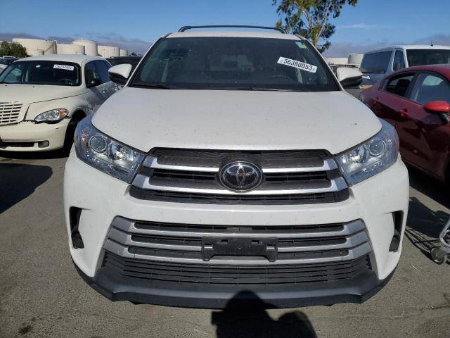 Photo 5 from auction – 2018 TOYOTA HIGHLANDER with VIN 5TDZARFH5JS033841