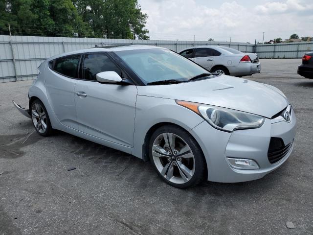 Photo 4 from auction – 2012 HYUNDAI VELOSTER with VIN KMHTC6AD6CU056915