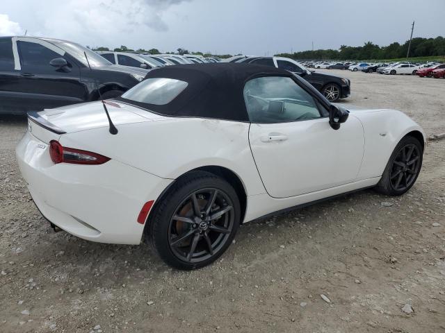 Photo 3 from auction – 2017 MAZDA MX-5 MIATA with VIN JM1NDAC71H0121091