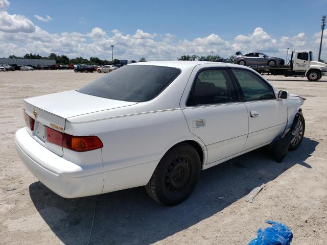 Photo 3 from auction – 2000 TOYOTA CAMRY CE with VIN 4T1BG22K1YU946090