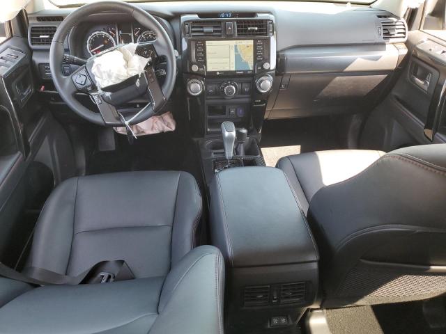 Photo 8 from auction – 2022 TOYOTA 4RUNNER SR with VIN JTERU5JRXN6046117