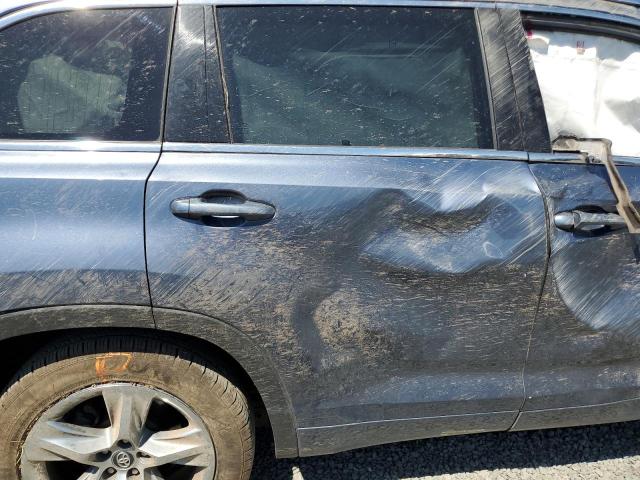 Photo 10 from auction – 2018 TOYOTA HIGHLANDER with VIN 5TDDZRFH4JS887335