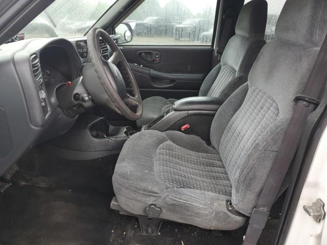 Photo 7 from auction – 2004 CHEVROLET BLAZER with VIN 1GNDT13XX4K163392