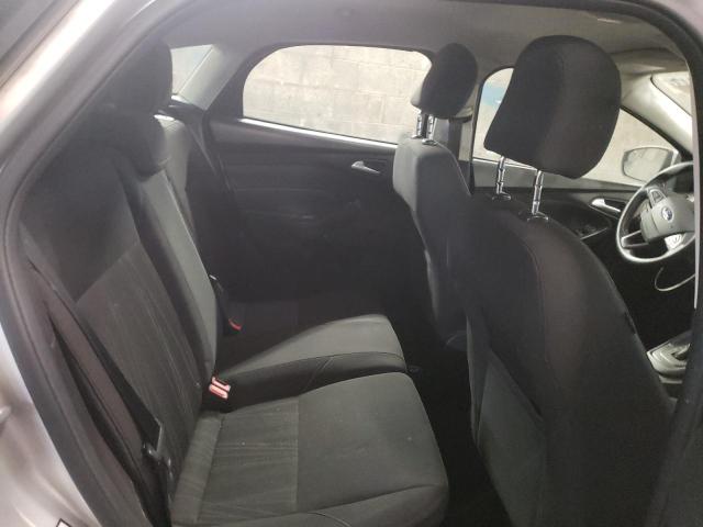 Foto 10 de la subasta – 2015 FORD FOCUS SE con VIN 1FADP3K21FL277623