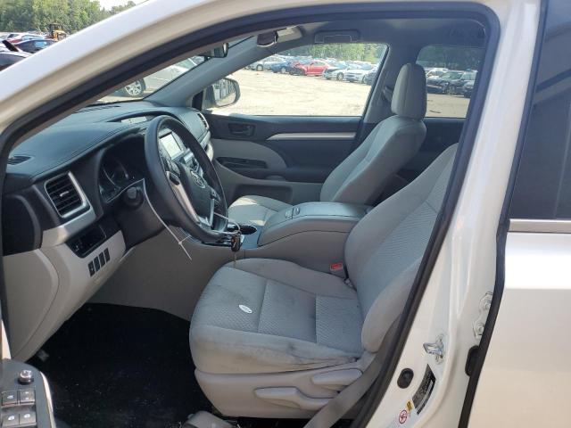 Photo 7 from auction – 2015 TOYOTA HIGHLANDER with VIN 5TDBKRFH1FS188330