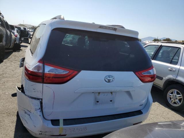 Photo 6 from auction – 2017 TOYOTA SIENNA LE with VIN 5TDKZ3DC5HS816036