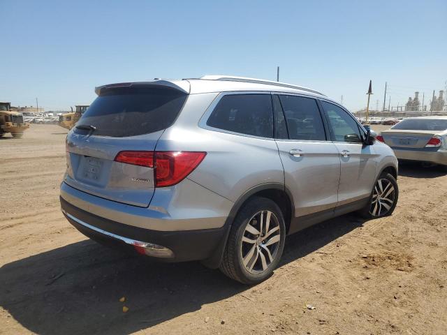 Photo 3 from auction – 2017 HONDA PILOT TOUR with VIN 5FNYF5H94HB021707