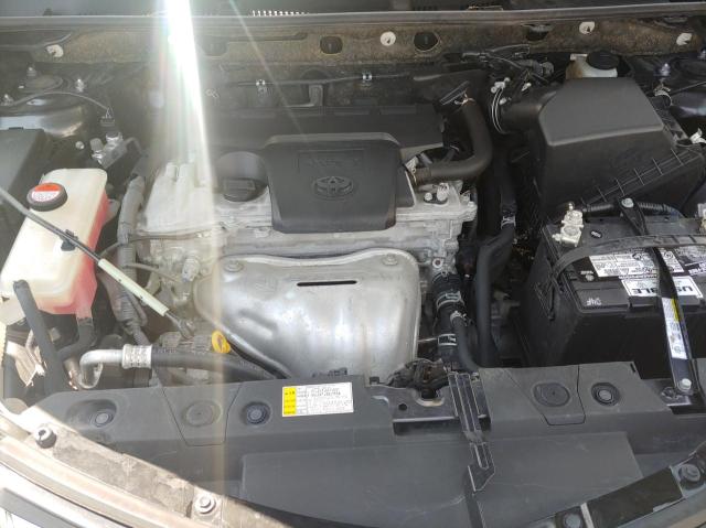 Photo 7 from auction – 2016 TOYOTA RAV4 XLE with VIN JTMWFREV6GJ085996