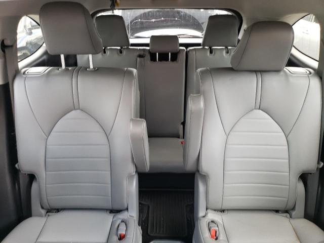 Photo 10 from auction – 2022 TOYOTA HIGHLANDER with VIN 5TDGZRBH1NS575773