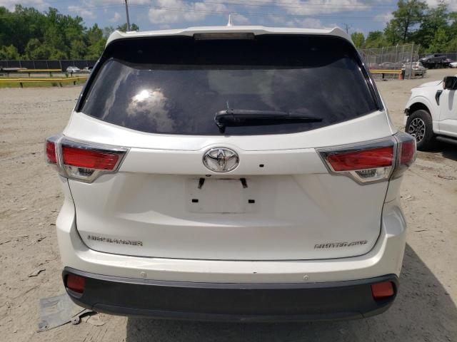Photo 6 from auction – 2015 TOYOTA HIGHLANDER with VIN 5TDDKRFH6FS114863